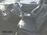 ✅ 2020 Toyota Camry SE • VIN: 4T1M11AK3LU390833 • Lot: 87186735. Wystawiony na Copart z przebiegiem 66 882 mil. Bezpłatny archiwum sprzedaży aukcyjnych z USA i szczegółowy raport historii pojazdu na DreamBid. Zdjęcie 7.