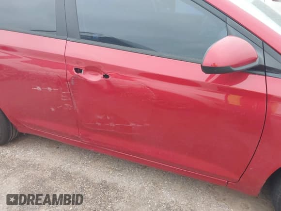 ✅ 2020 Hyundai Accent SE • VIN: 3KPC24A61LE118748 • Лот: 41584613. Опубликован ранее на IAAI с пробегом 201 296 миль. Бесплатный доступ к архиву аукционных продаж из США и подробный отчёт об истории автомобиля на DreamBid. Изображение 6.