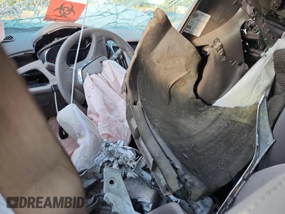 ✅ 2017 Chevrolet Cruze LS • VIN: 3G1BC5SM5HS517465 • Lot: 82262705. Listed on Copart with Not provided. Free auction sales archive from the USA and detailed vehicle history report at DreamBid. Image 8.