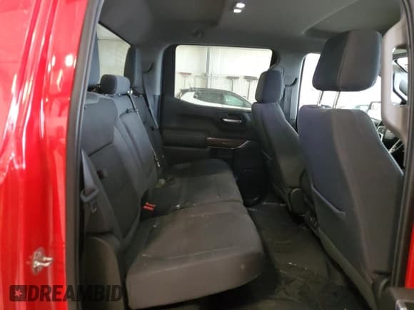 ✅ 2019 Chevrolet Silverado 1500 RST • VIN: 1GCUYEED2KZ188506 • Лот: 71671025. Опубликован ранее на Copart с пробегом 86 299 миль. Бесплатный доступ к архиву аукционных продаж из США и подробный отчёт об истории автомобиля на DreamBid. Изображение 10.