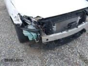 ✅ 2018 Hyundai Ioniq Limited • VIN: KMHC05LC3JU073109 • Lot: 41625293. Wystawiony na IAAI z przebiegiem 69 415 mil. Bezpłatny archiwum sprzedaży aukcyjnych z USA i szczegółowy raport historii pojazdu na DreamBid. Zdjęcie 6.