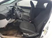 ✅ 2013 Scion iQ • VIN: JTNJJXB00DJ024432 • Lot: 55136315. Wystawiony na Copart z przebiegiem 62 670 mil. Bezpłatny archiwum sprzedaży aukcyjnych z USA i szczegółowy raport historii pojazdu na DreamBid. Zdjęcie 7.