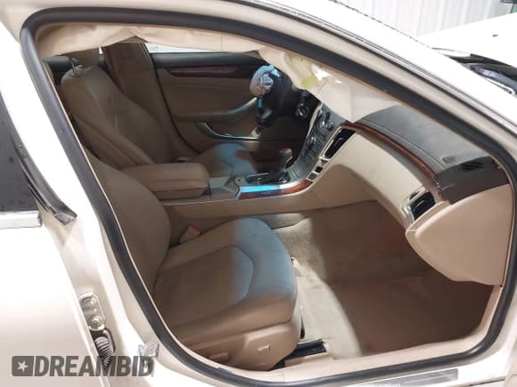 ✅ 2010 Cadillac CTS • VIN: 1G6DM5EV1A0116027 • Lot: 43794597. Listed on IAAI with 79,374 mi. Free auction sales archive from the USA and detailed vehicle history report at DreamBid. Image 5.