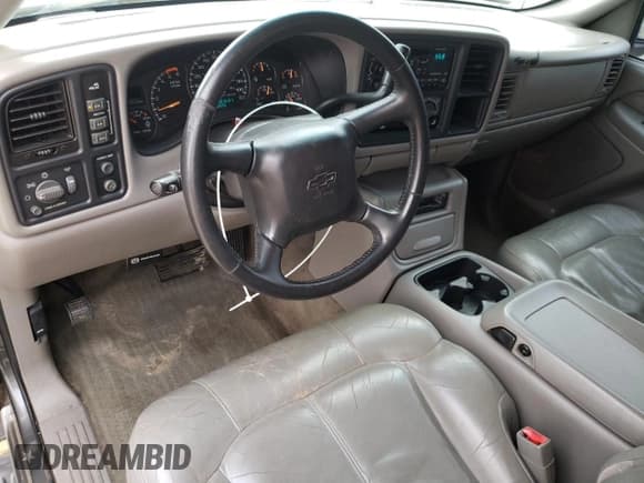 ✅ 2001 Chevrolet Silverado 2500HD LT3 • VIN: 1GCHK23G41F202047 • Лот: 44119565. Опубликован ранее на Copart с пробегом 255 605 миль. Бесплатный доступ к архиву аукционных продаж из США и подробный отчёт об истории автомобиля на DreamBid. Изображение 8.