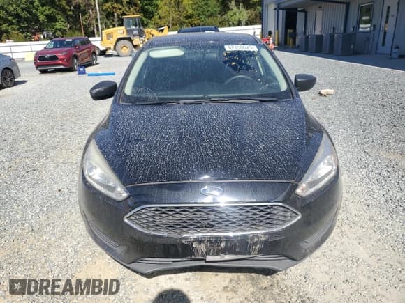 ✅ 2017 Ford Focus S • VIN: 1FADP3E23HL221097 • Лот: 82450025. Опубликован ранее на Copart с пробегом 98 700 миль. Бесплатный доступ к архиву аукционных продаж из США и подробный отчёт об истории автомобиля на DreamBid. Изображение 5.