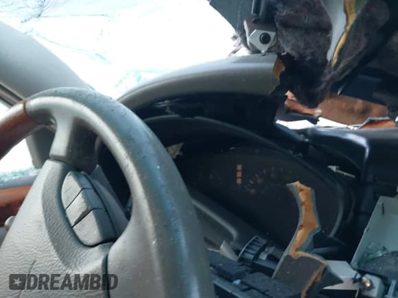 ✅ 2002 Lexus LS 430 • VIN: JTHBN30F220055728 • Lot: 40705412. Listed on IAAI with Not provided. Free auction sales archive from the USA and detailed vehicle history report at DreamBid. Image 7.