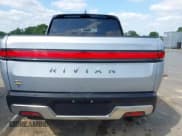 ✅ 2023 Rivian R1T Adventure • VIN: 7FCTGAAA4PN019227 • Лот: 42147368. Опубликован ранее на IAAI с пробегом 247 миль. Бесплатный доступ к архиву аукционных продаж из США и подробный отчёт об истории автомобиля на DreamBid. Изображение 16.