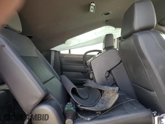 ✅ 2022 Chevrolet Suburban LT • VIN: 1GNSKCKD6NR226915 • Lot: 54315115. Listed on Copart with Not provided. Free auction sales archive from the USA and detailed vehicle history report at DreamBid. Image 11.