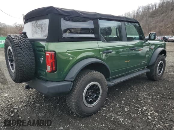 ✅ 2022 Ford Bronco • VIN: 1FMEE5DP0NLA81692 • Lot: 51936265. Wystawiony na Copart z przebiegiem 28 843 mil. Bezpłatny archiwum sprzedaży aukcyjnych z USA i szczegółowy raport historii pojazdu na DreamBid. Zdjęcie 3.