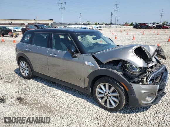 ✅ 2020 MINI Clubman Cooper S • VIN: WMWXJ1C00L2M20733 • Lot: 60704565. Wystawiony na Copart z przebiegiem 63 842 mil. Bezpłatny archiwum sprzedaży aukcyjnych z USA i szczegółowy raport historii pojazdu na DreamBid. Zdjęcie 4.