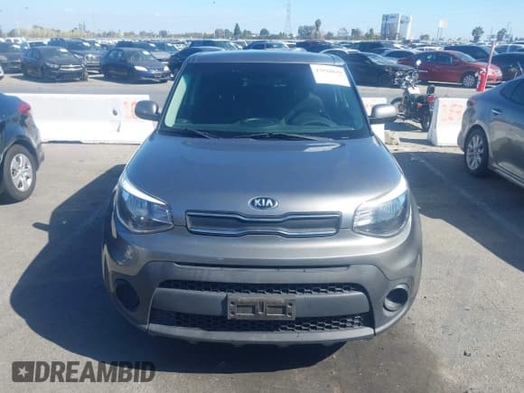 ✅ 2019 Kia Soul • VIN: KNDJN2A29K7686356 • Lot: 43518849. Listed on IAAI with 187,963 mi. Free auction sales archive from the USA and detailed vehicle history report at DreamBid. Image 12.