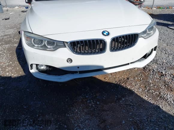 ✅ 2016 BMW 4 Series 428i • VIN: WBA4A9C58GGL89575 • Lot: 43537599. Wystawiony na IAAI z przebiegiem 162 452 mil. Bezpłatny archiwum sprzedaży aukcyjnych z USA i szczegółowy raport historii pojazdu na DreamBid. Zdjęcie 6.