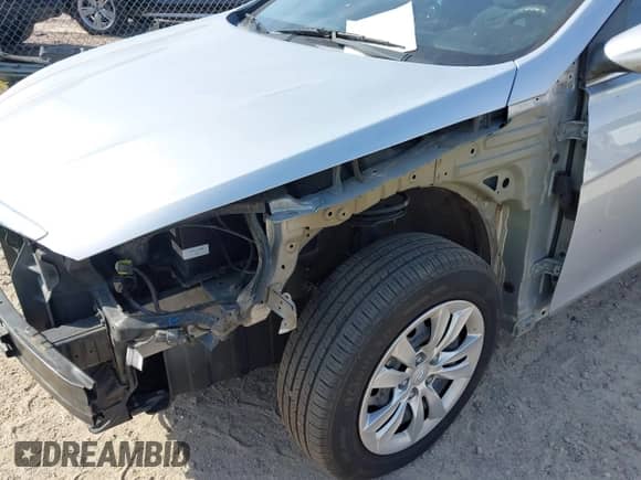 2012 Hyundai Sonata GLS z VIN 5NPEB4AC2CH345876, wystawiony jako IAAI lot #43324313 z przebiegiem 183 247 mil mil oraz . Historia ofert i sprzedaży dostępna na DreamBid. Obrazek 14.