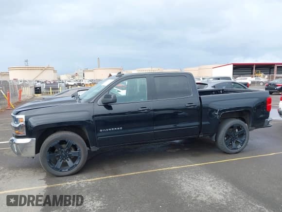 ✅ 2018 Chevrolet Silverado 1500 LT • VIN: 3GCPCREH9JG143664 • Лот: 42381907. Опубликован ранее на IAAI с пробегом 46 119 миль. Бесплатный доступ к архиву аукционных продаж из США и подробный отчёт об истории автомобиля на DreamBid. Изображение 15.