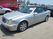 ✅ 2001 Mercedes-Benz CLK 320/430 • VIN: WDBLK65GX1T075853 • Lot: 42583890. Wystawiony na IAAI z przebiegiem 167 223 mil. Bezpłatny archiwum sprzedaży aukcyjnych z USA i szczegółowy raport historii pojazdu na DreamBid. Zdjęcie 2.