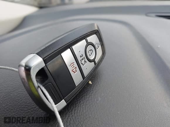 ✅ 2017 Ford Fusion SE • VIN: 3FA6P0H70HR350351 • Lot: 43467801. Listed on IAAI with 153,382 mi. Free auction sales archive from the USA and detailed vehicle history report at DreamBid. Image 11.