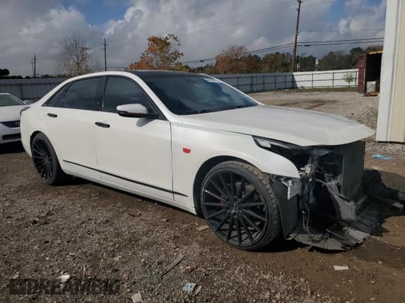 ✅ 2016 Cadillac CT6 RWD • VIN: 1G6KA5RX7GU155413 • Lot: 84708774. Wystawiony na Copart z przebiegiem 152 518 mil. Bezpłatny archiwum sprzedaży aukcyjnych z USA i szczegółowy raport historii pojazdu na DreamBid. Zdjęcie 4.