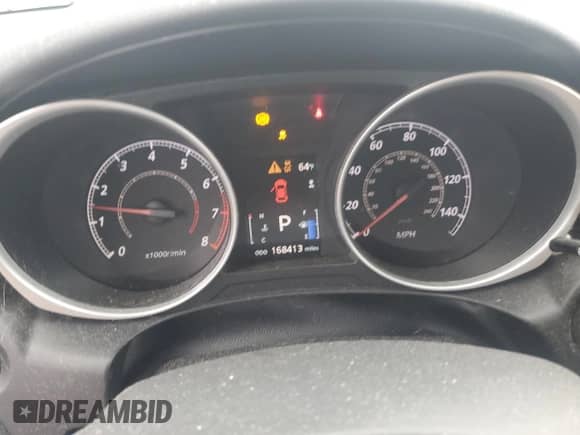 2013 Mitsubishi Outlander ES z VIN 4A4AP3AU7DE003014, wystawiony jako Copart lot #69355425 z przebiegiem 168 413 mil mil oraz Czysty tytuł • Clean title. Historia ofert i sprzedaży dostępna na DreamBid. Obrazek 9.