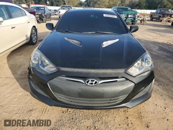 ✅ 2013 Hyundai Genesis Coupe Premium • VIN: KMHHT6KD3DU097802 • Lot: 41675925. Wystawiony na Copart z przebiegiem 82 796 mil. Bezpłatny archiwum sprzedaży aukcyjnych z USA i szczegółowy raport historii pojazdu na DreamBid. Zdjęcie 5.