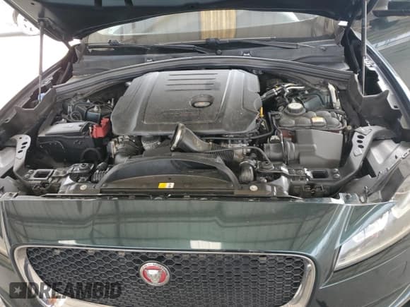 ✅ 2018 Jaguar F-Pace 20d Premium • VIN: SADCJ2FN1JA283677 • Lot: 81081715. Wystawiony na Copart z przebiegiem Nie podano. Bezpłatny archiwum sprzedaży aukcyjnych z USA i szczegółowy raport historii pojazdu na DreamBid. Zdjęcie 11.