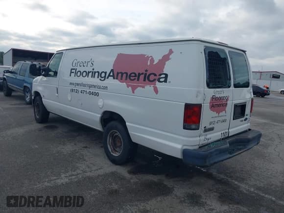 ✅ 2011 Ford Econoline Cargo Commercial • VIN: 1FDSS3EL2BDA76110 • Лот: 42511376. Опубликован ранее на IAAI с пробегом 151 484 миль. Бесплатный доступ к архиву аукционных продаж из США и подробный отчёт об истории автомобиля на DreamBid. Изображение 3.