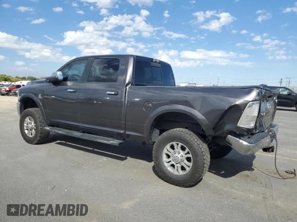 ✅ 2017 Ram 2500 Laramie • VIN: 3C6UR5FL7HG720142 • Lot: 85844065. Wystawiony na Copart z przebiegiem 130 863 mil. Bezpłatny archiwum sprzedaży aukcyjnych z USA i szczegółowy raport historii pojazdu na DreamBid. Zdjęcie 2.