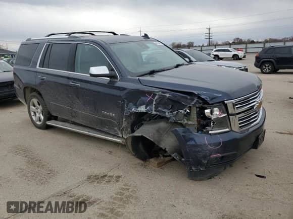 2020 Chevrolet Tahoe Premier with VIN 1GNSKCKC9LR153690, listed as a Copart auction lot 48520425 with 41,418 mi miles and Salvage title. Bid and sale history available at DreamBid. Image 4.