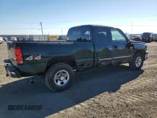 ✅ 2004 Chevrolet Silverado 1500 LS • VIN: 2GCEK19T041251677 • Лот: 70701914. Опубликован ранее на Copart с пробегом 213 533 миль. Бесплатный доступ к архиву аукционных продаж из США и подробный отчёт об истории автомобиля на DreamBid. Изображение 3.