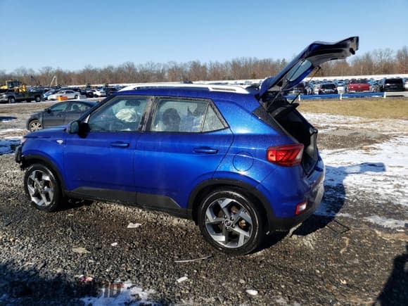 ✅ 2022 Hyundai Venue SEL • VIN: KMHRC8A34NU187955 • Lot: 86426744. Listed on Copart with 34,966 mi. Free auction sales archive from the USA and detailed vehicle history report at DreamBid. Image 2.