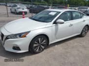 ✅ 2022 Nissan Altima SL • VIN: 1N4BL4EV8NN409245 • Lot: 42784164. Listed on IAAI with 33,962 mi. Free auction sales archive from the USA and detailed vehicle history report at DreamBid. Image 2.