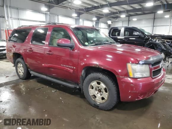 ✅ 2007 Chevrolet Suburban LT • VIN: 1GNFK16327J228878 • Lot: 78705304. Wystawiony na Copart z przebiegiem Nie podano. Bezpłatny archiwum sprzedaży aukcyjnych z USA i szczegółowy raport historii pojazdu na DreamBid. Zdjęcie 4.