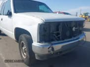 ✅ 1998 GMC Sierra 2500 • VIN: 1GTGC29J1WE529918 • Лот: 42417638. Опубликован ранее на IAAI с пробегом 110 854 миль. Бесплатный доступ к архиву аукционных продаж из США и подробный отчёт об истории автомобиля на DreamBid. Изображение 15.