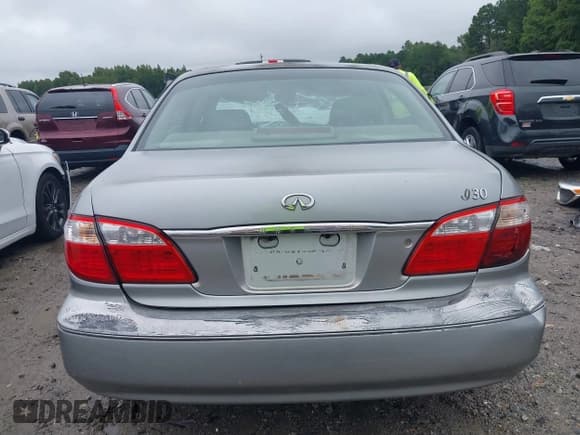 ✅ 2001 Infiniti I30 Luxury • VIN: JNKCA31A41T010662 • Lot: 40358884. Wystawiony na IAAI z przebiegiem Nie podano. Bezpłatny archiwum sprzedaży aukcyjnych z USA i szczegółowy raport historii pojazdu na DreamBid. Zdjęcie 17.