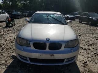 ✅ 2009 BMW 1 Series 128i • VIN: WBAUP93559VF48374 • Lot: 67668184. Wystawiony na Copart z przebiegiem 114 467 mil. Bezpłatny archiwum sprzedaży aukcyjnych z USA i szczegółowy raport historii pojazdu na DreamBid. Zdjęcie 5.