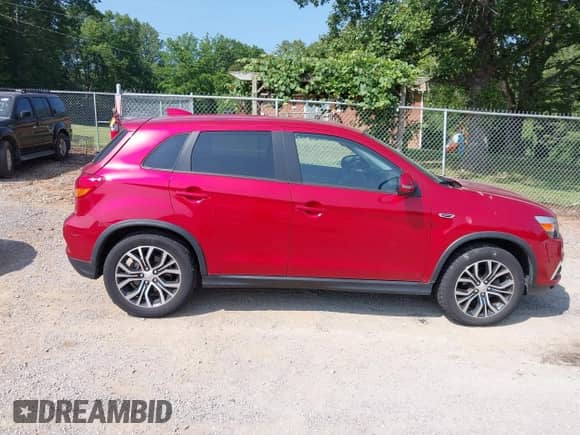 2018 Mitsubishi Outlander SE с VIN JA4AR3AW3JZ032219, выставлен на аукционе IAAI как лот 42488133 с пробегом 31 671 миль миль и . История ставок и продаж доступна на DreamBid. Изображение 14.