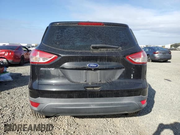 ✅ 2015 Ford Escape S • VIN: 1FMCU0F77FUA09068 • Лот: 86605035. Опубликован ранее на Copart с пробегом 135 041 миль. Бесплатный доступ к архиву аукционных продаж из США и подробный отчёт об истории автомобиля на DreamBid. Изображение 6.