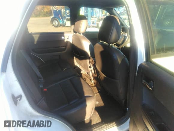 ✅ 2008 Ford Escape Limited • VIN: 1FMCU94178KB09124 • Лот: 43470068. Опубликован ранее на IAAI с пробегом 216 675 миль. Бесплатный доступ к архиву аукционных продаж из США и подробный отчёт об истории автомобиля на DreamBid. Изображение 8.
