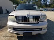 ✅ 2006 Lincoln Navigator Luxury • VIN: 5LMFU28546LJ24959 • Лот: 84571945. Опубликован ранее на Copart с пробегом 174 754 миль. Бесплатный доступ к архиву аукционных продаж из США и подробный отчёт об истории автомобиля на DreamBid. Изображение 5.