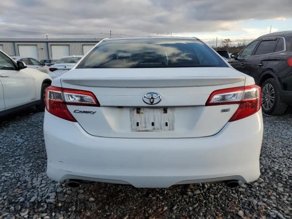 ✅ 2012 Toyota Camry XLE • VIN: 4T1BK1FK3CU503466 • Лот: 93925475. Опубликован ранее на Copart с пробегом 174 177 миль. Бесплатный доступ к архиву аукционных продаж из США и подробный отчёт об истории автомобиля на DreamBid. Изображение 6.