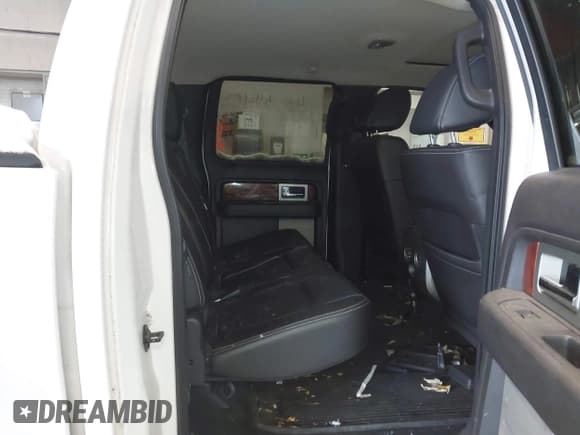 ✅ 2010 Ford F-150 XL • VIN: 1FTFW1EV8AFC31990 • Lot: 43831140. Listed on IAAI with 140,513 mi. Free auction sales archive from the USA and detailed vehicle history report at DreamBid. Image 8.
