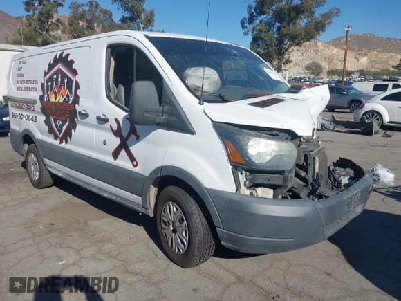 ✅ 2016 Ford Transit • VIN: 1FTYR1YG0GKB54092 • Lot: 43453920. Wystawiony na IAAI z przebiegiem Nie podano. Bezpłatny archiwum sprzedaży aukcyjnych z USA i szczegółowy raport historii pojazdu na DreamBid. Zdjęcie 1.