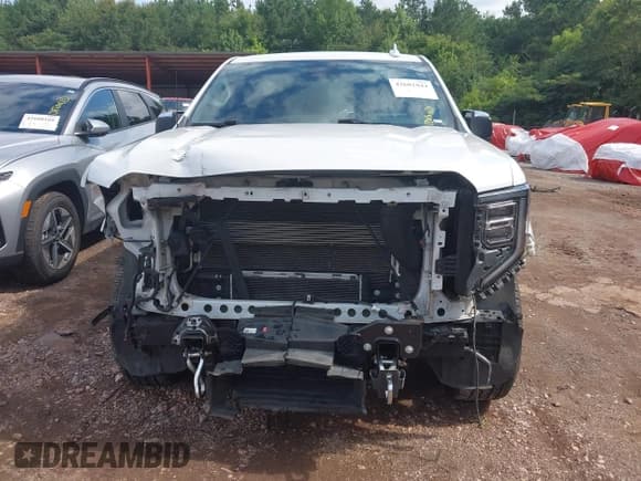 ✅ 2022 GMC Sierra 1500 • VIN: 3GTUUGET6NG585901 • Lot: 42601844. Wystawiony na IAAI z przebiegiem 57 633 mil. Bezpłatny archiwum sprzedaży aukcyjnych z USA i szczegółowy raport historii pojazdu na DreamBid. Zdjęcie 12.