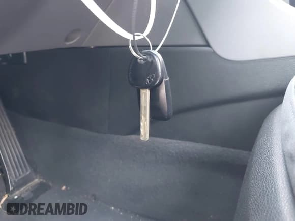 ✅ 2014 Hyundai Sonata GLS • VIN: 5NPEB4AC2EH911828 • Лот: 43108491. Опубликован ранее на IAAI с пробегом 126 259 миль. Бесплатный доступ к архиву аукционных продаж из США и подробный отчёт об истории автомобиля на DreamBid. Изображение 11.