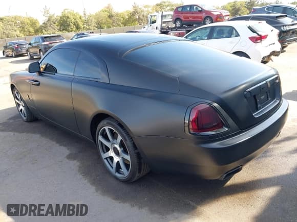 ✅ 2016 Rolls-Royce Wraith • VIN: SCA665C55GUX86000 • Лот: 43632488. Опубликован ранее на IAAI с пробегом 39 360 миль. Бесплатный доступ к архиву аукционных продаж из США и подробный отчёт об истории автомобиля на DreamBid. Изображение 3.