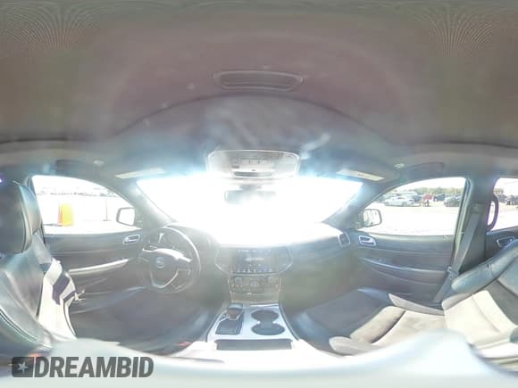 ✅ 2020 Jeep Grand Cherokee Altitude • VIN: 1C4RJFAG3LC177793 • Lot: 82722445. Wystawiony na Copart z przebiegiem 78 167 mil. Bezpłatny archiwum sprzedaży aukcyjnych z USA i szczegółowy raport historii pojazdu na DreamBid. Zdjęcie 15.