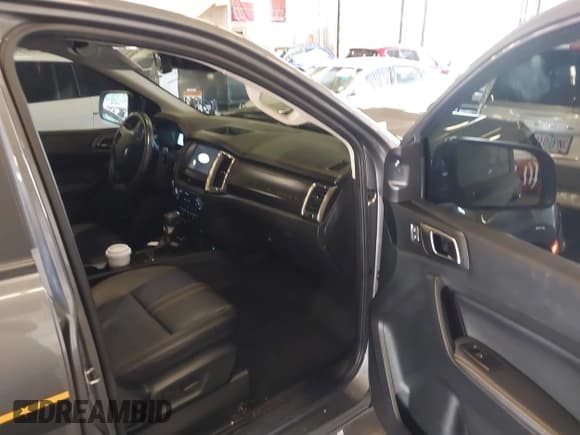 ✅ 2022 Ford Ranger XL • VIN: 1FTER4FH2NLD14366 • Lot: 40423059. Wystawiony na IAAI z przebiegiem 44 504 mil. Bezpłatny archiwum sprzedaży aukcyjnych z USA i szczegółowy raport historii pojazdu na DreamBid. Zdjęcie 5.