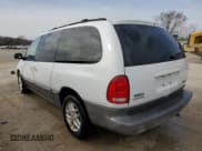✅ 1998 Dodge Caravan LE • VIN: 1B4GP54L8WB659336 • Lot: 49106765. Listed on Copart with 202,959 mi. Free auction sales archive from the USA and detailed vehicle history report at DreamBid. Image 2.