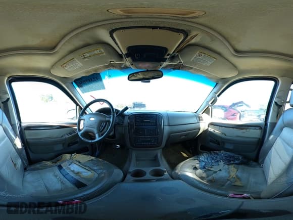 ✅ 2002 Ford Explorer Eddie Bauer • VIN: 1FMZU64W62ZB37029 • Lot: 42318856. Wystawiony na IAAI z przebiegiem 234 087 mil. Bezpłatny archiwum sprzedaży aukcyjnych z USA i szczegółowy raport historii pojazdu na DreamBid. Zdjęcie 21.