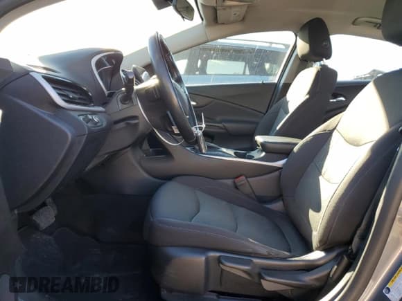 ✅ 2018 Chevrolet Volt LT • VIN: 1G1RC6S59JU159144 • Lot: 77908633. Wystawiony na Copart z przebiegiem 35 210 mil. Bezpłatny archiwum sprzedaży aukcyjnych z USA i szczegółowy raport historii pojazdu na DreamBid. Zdjęcie 7.