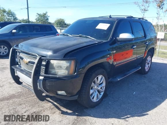 ✅ 2007 Chevrolet Tahoe LT • VIN: 1GNFK13087R365464 • Лот: 43520904. Опубликован ранее на IAAI с пробегом 249 814 миль. Бесплатный доступ к архиву аукционных продаж из США и подробный отчёт об истории автомобиля на DreamBid. Изображение 2.